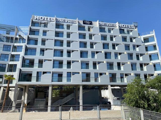 Ekilibrio Hotel & Apart-Suites Madrid Buitenkant foto